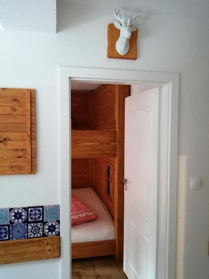 Apartman Cucoriedka デマノブスカ・ドリーナ エクステリア 写真