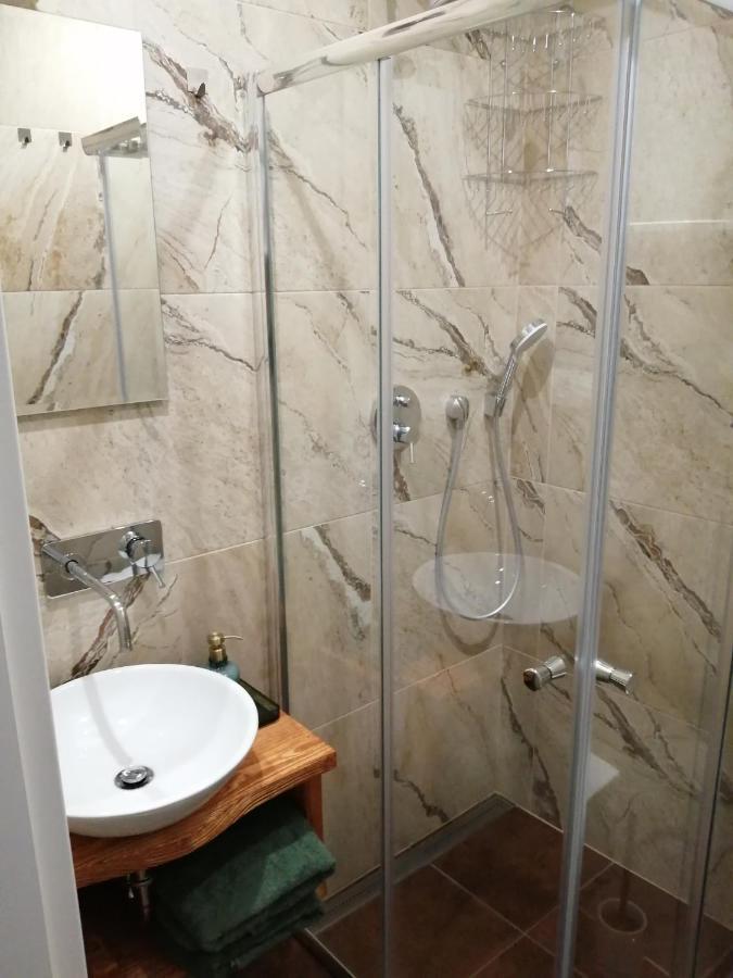 Apartman Cucoriedka デマノブスカ・ドリーナ エクステリア 写真